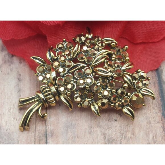 Vintage Hollycraft 1954 Gold Tone Marcasite Sparkly Brooch Pin Flower Bouquet - Picture 3 of 10
